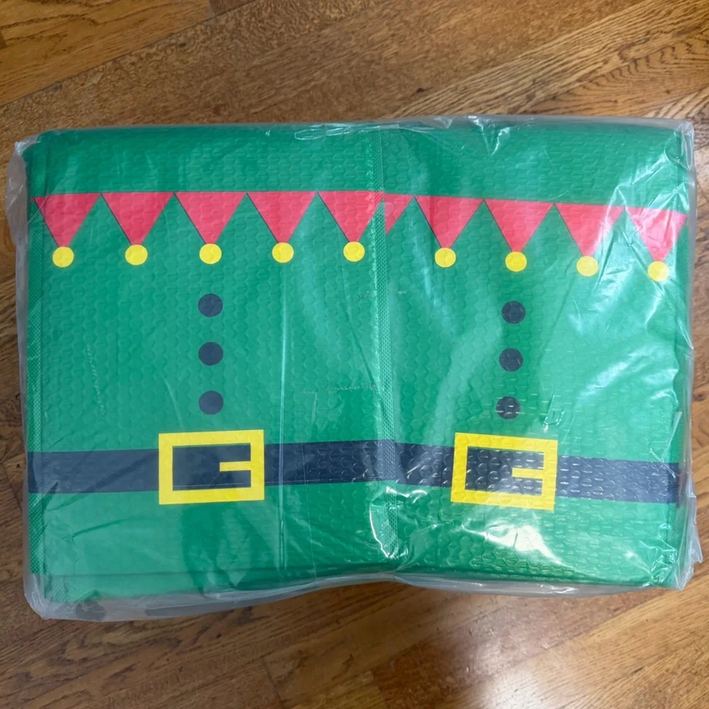 Elf Costume Themed Large Poly Bubble Mailers - 100 Pack - 10”x13”